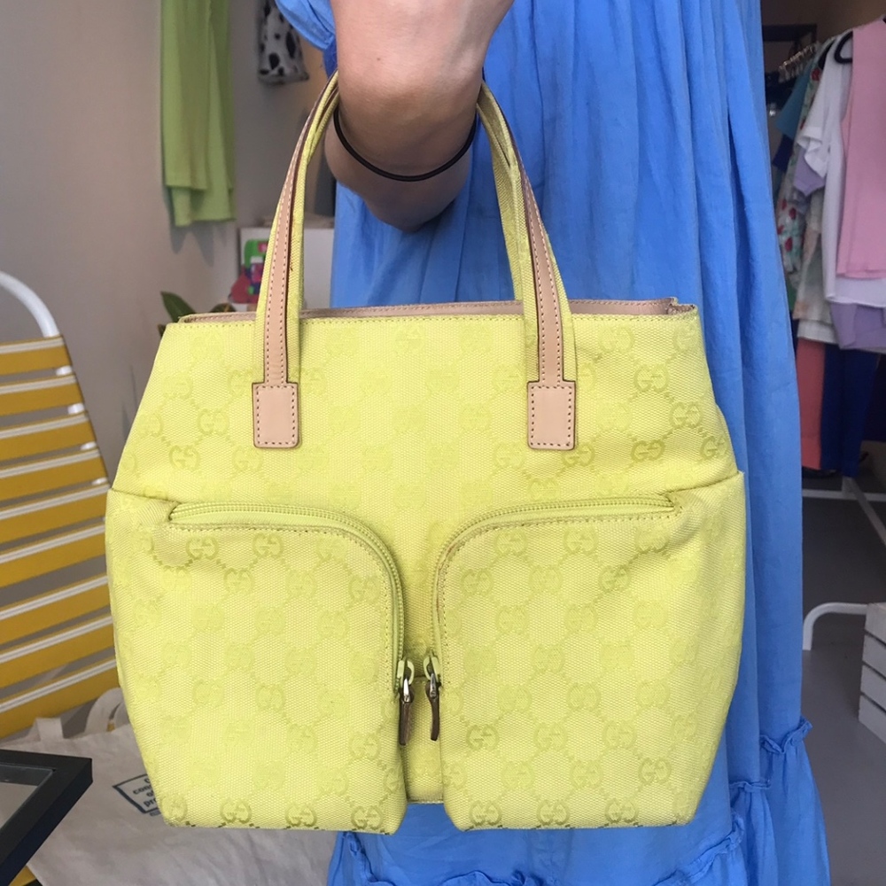 Authentic Gucci Chartreuse Handbag - Picture 2 of 4
